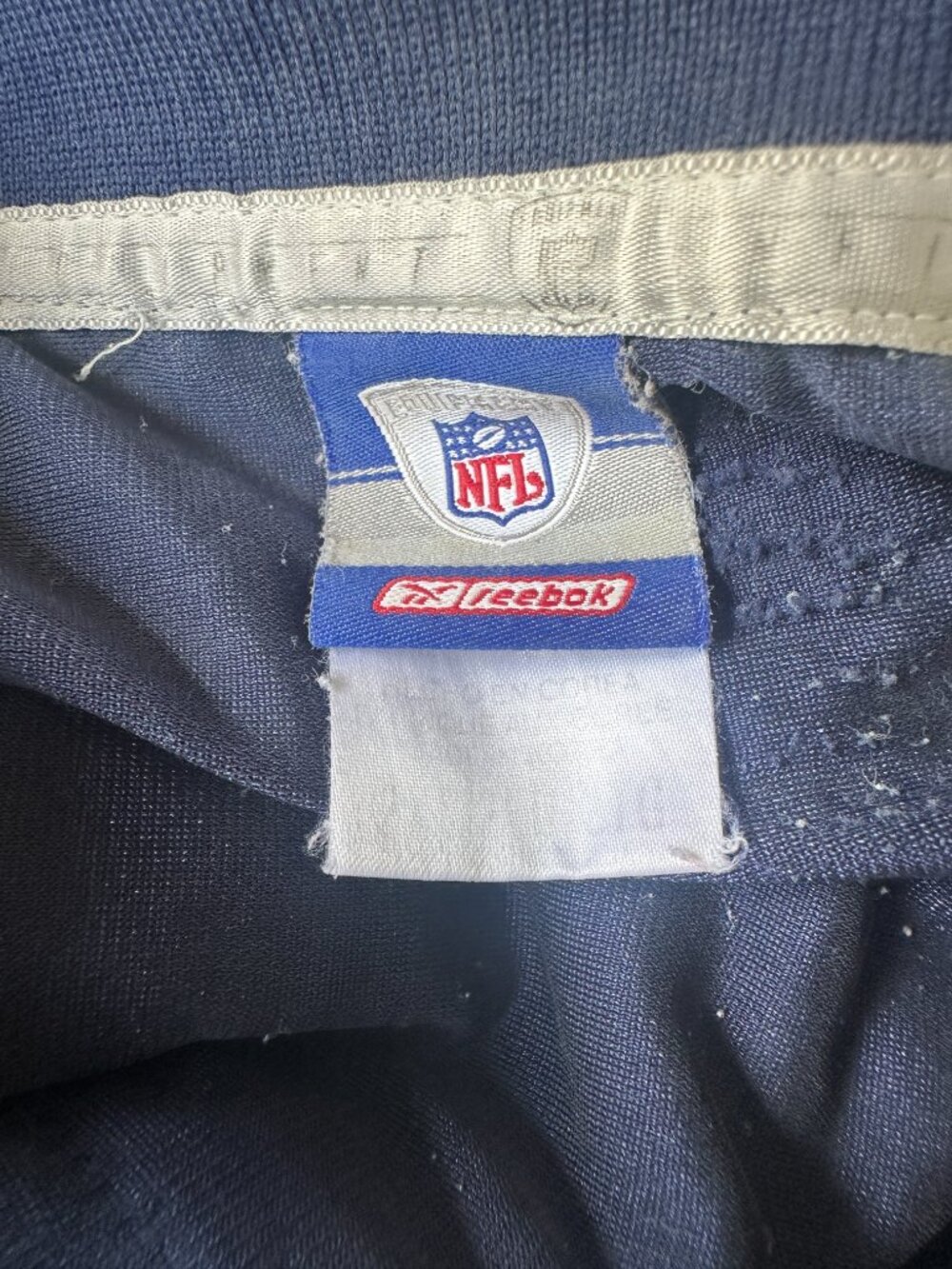 Tom Brady #12 New England Patriots Reebok Blue Jersey Size 2XL Distressed - Picture 3 of 9